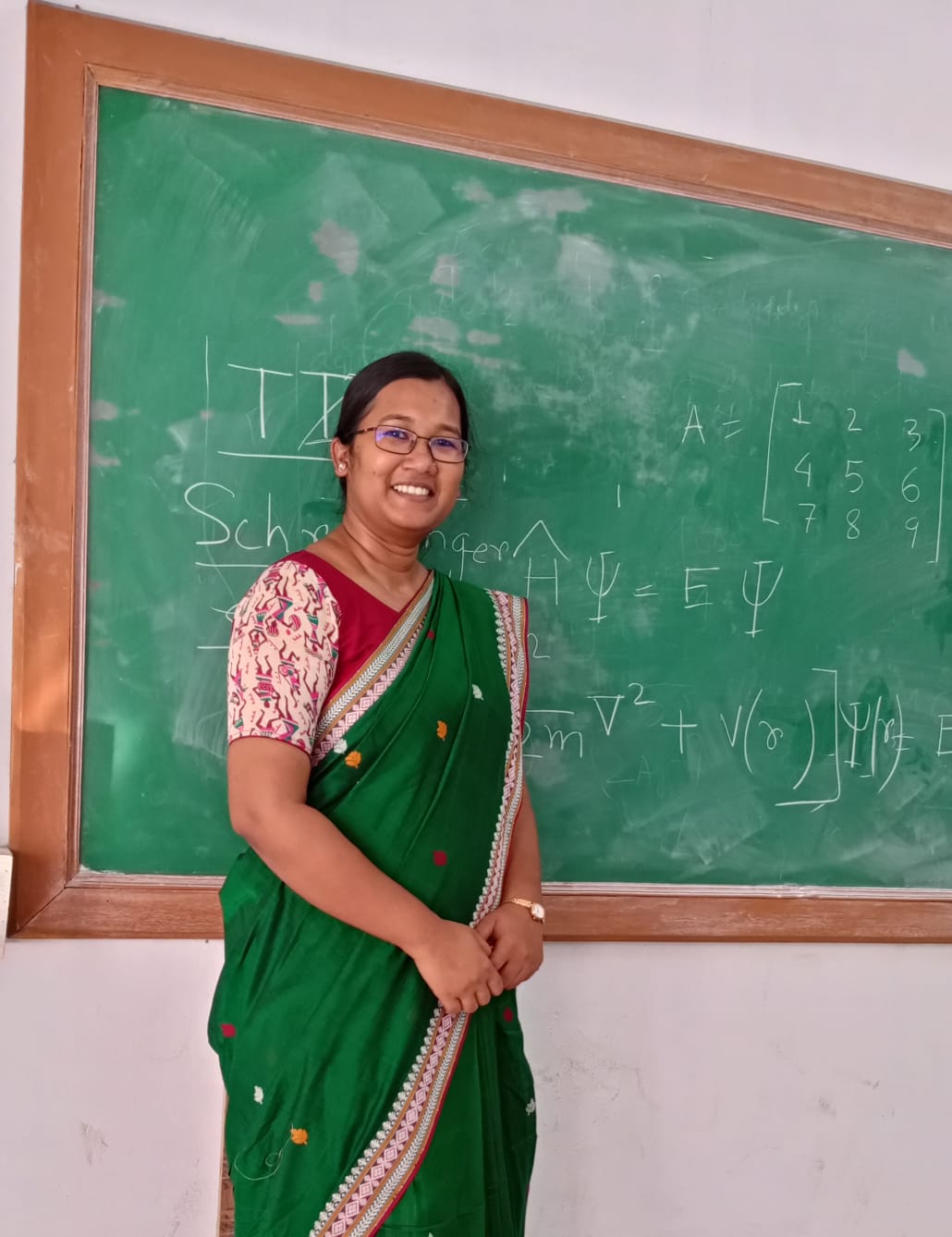 Dr. Suparna Sau